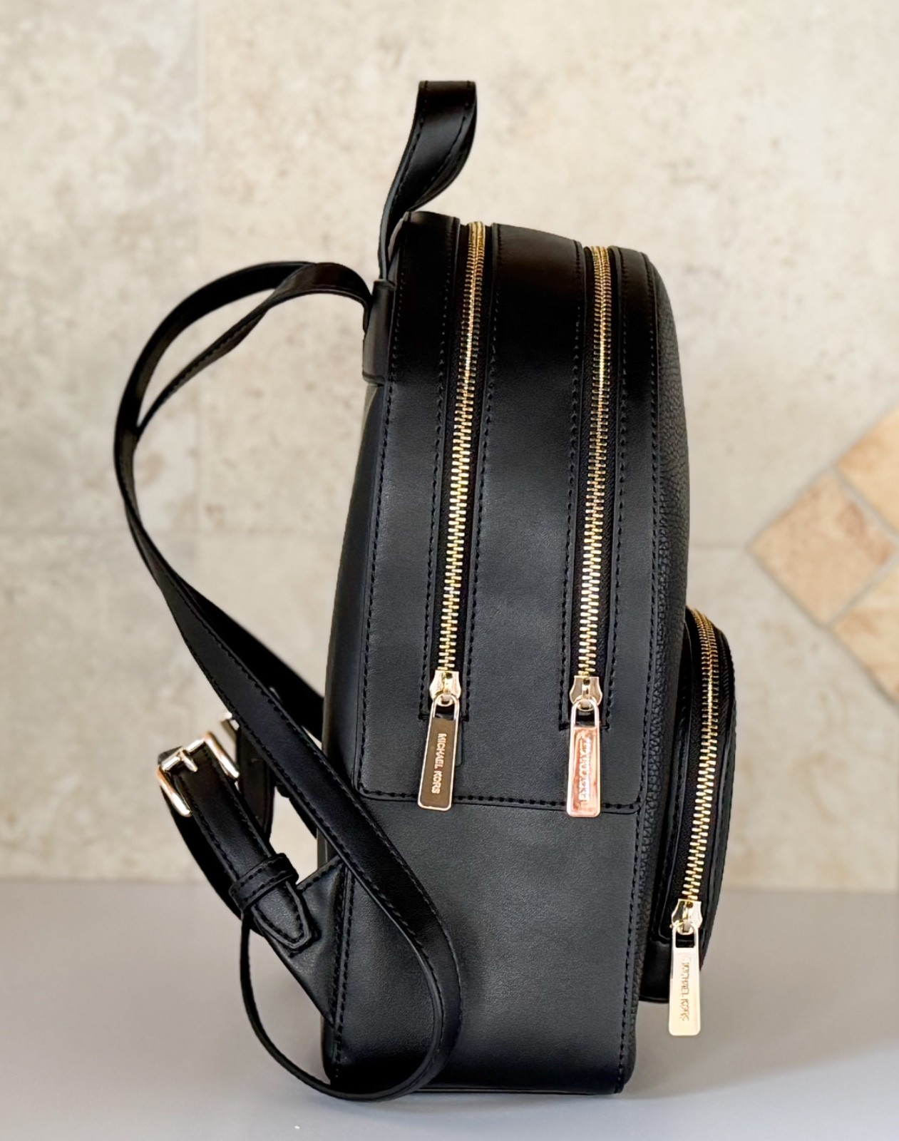 Michael Kors Jaycee Medium Zip Pocket Backpack Black/Gold — image 13
