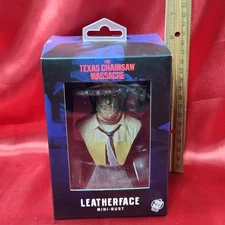 The Texas Chainsaw Massacre (1974) Leatherface Mini Bust -Trick or Treat Studios