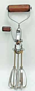 VINTAGE PRESTIGE ROTARY HAND WHISK EGG BEATER. WOODEN HANDLE. 12" EASY MOVEMENT