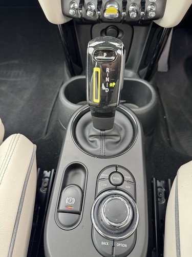2023 73 MINI COOPER S ELECTRIC LEVEL 3 ONLY 400 MLS TOP SPEC IN IMMACULATE COND… - Picture 14 of 24