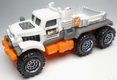 2017 MATCHBOX ROAD MAULER OFF ROAD ADVENTURE WHITE & ORANGE 3'' DIECAST 6X6 TRUCK