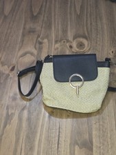 purses and handbags