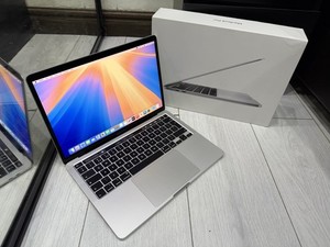 Apple MacBook Pro 15in Core i7 2.8GHz Retina (MGXG2LL/A), 16GB RAM