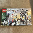 SEALED RETIRED 2009 LEGO Castle: Drawbridge Defense (7079)