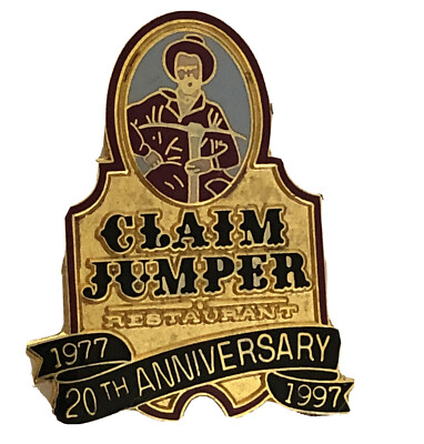 Vtg Claim Jumper Restaurant Pin 20th Anniversary 1977-1997 A297