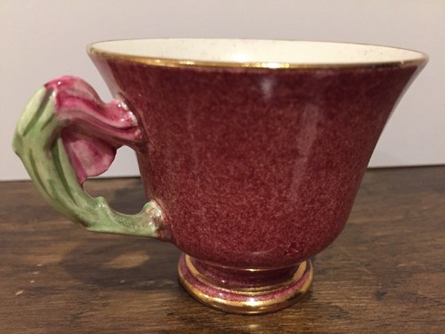Exquisita Copa Royal Winton Demitasse De Colección en Rosa Moteado con Manija de Flor - Imagen 4 de 12