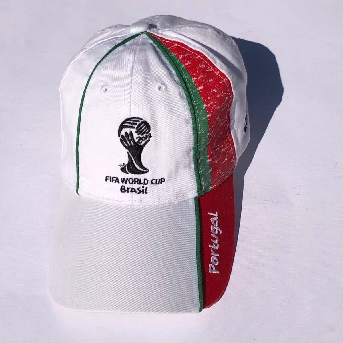 Casquette Angleterre Coupe Du Monde 2014 – Officielle – Occasion
