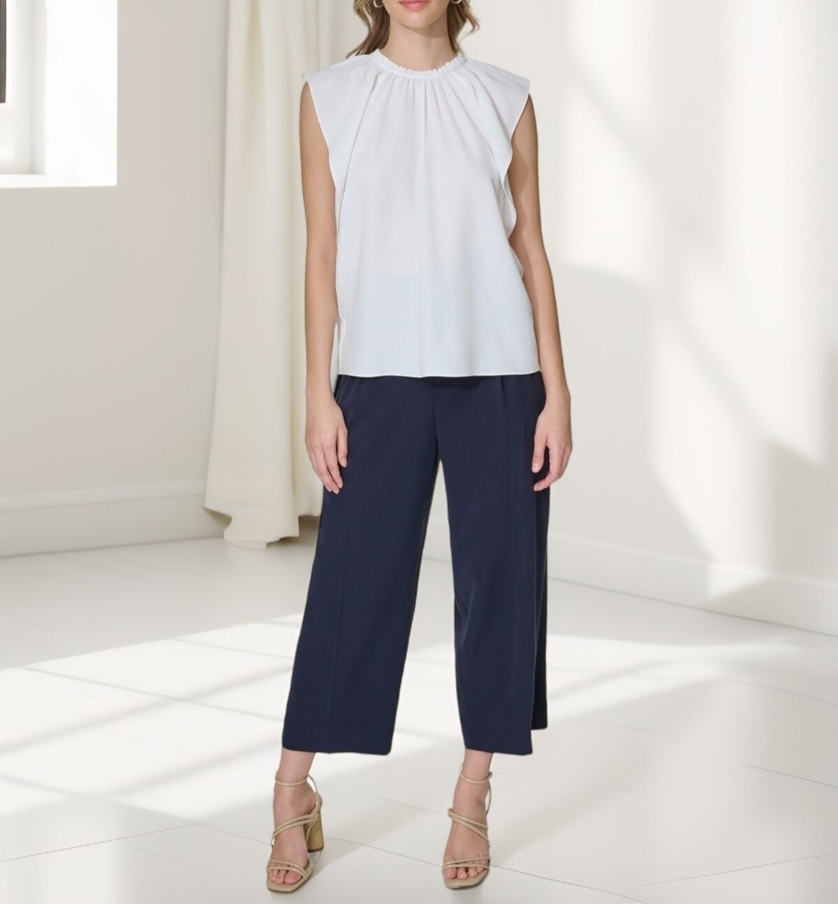 Calvin Klein Womens Ruffled Cap Sleeve Key Hole Top White Size M Defected image 2