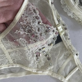 Victoria's Secret Designer Swarovski Crystal Yellow 32C /34C Bra L Panty Set
