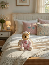 Disney Store - Vintage- Mini Bean Bag Angle Pooh Bear - 8" -