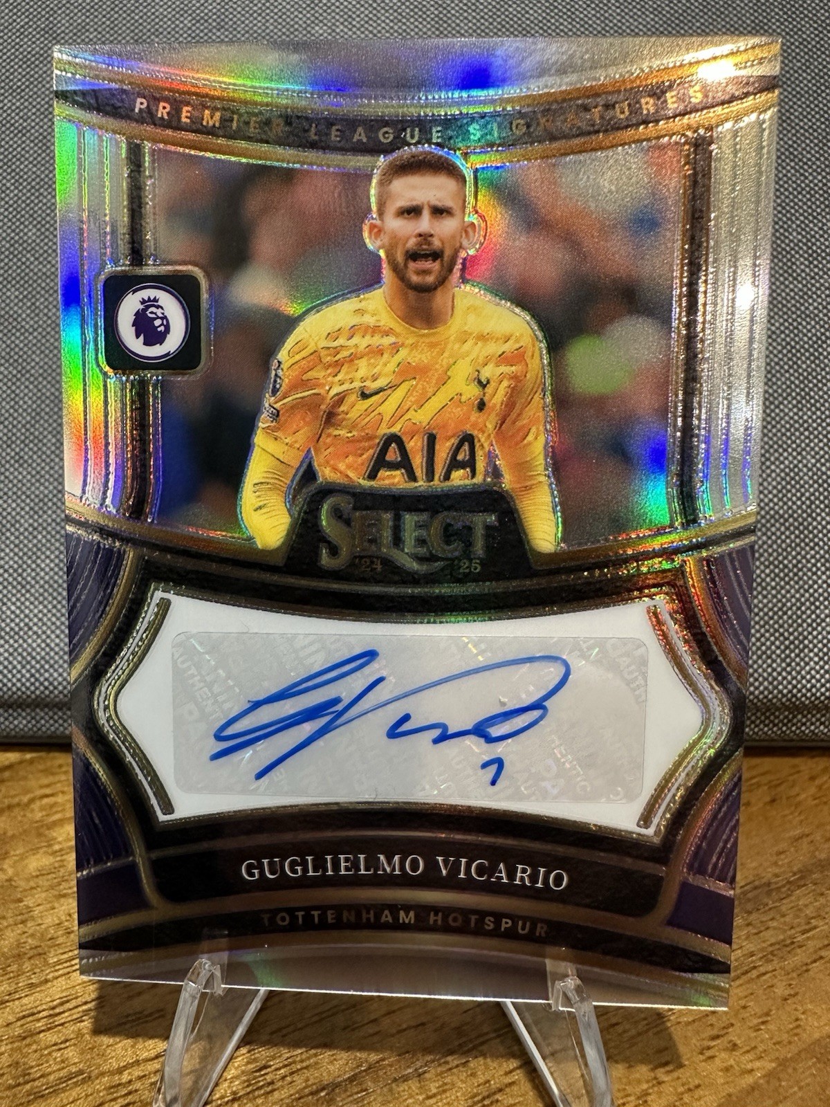 2024-25 Panini Select Premier League Signatures Guglielmo Vicario Auto Silver