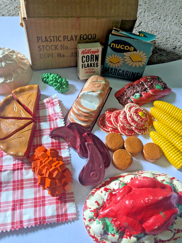 Vintage 1950s Dollhouse Molded Play Toy Food with original box
