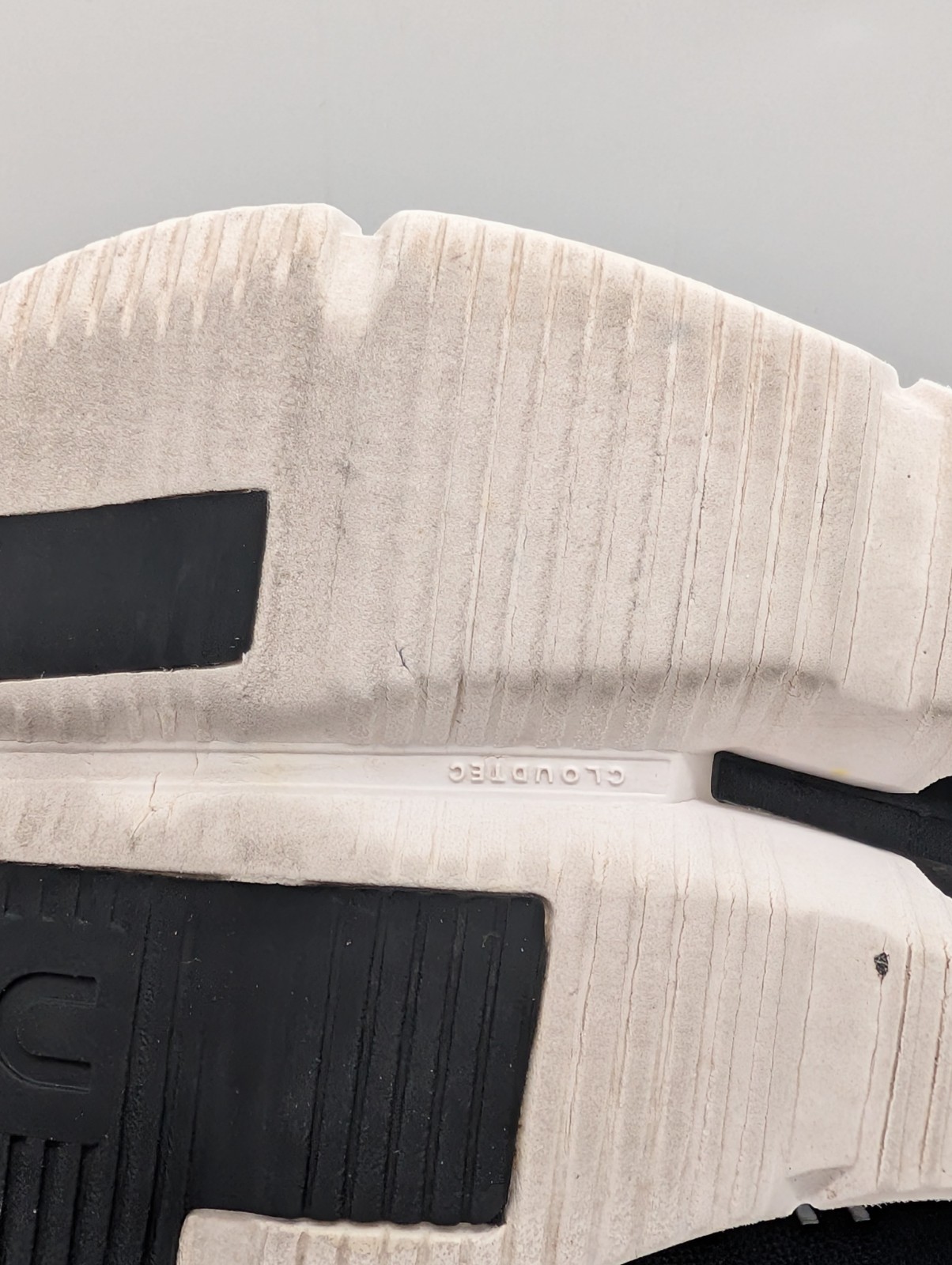 On Cloud Cloudnova Phantom Black Running Athletic… - image 11