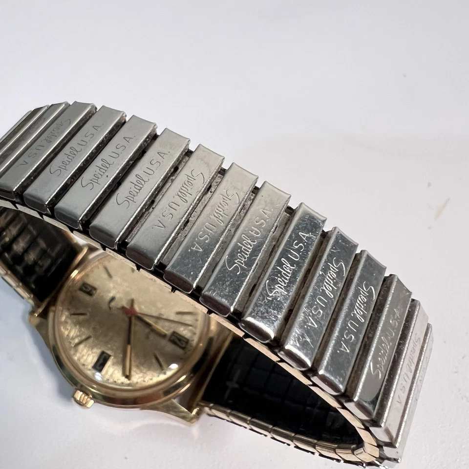 宝路华 Sea King Whale 自动镀金表圈腕表 H428465 复古 — 第 3/4 张图片