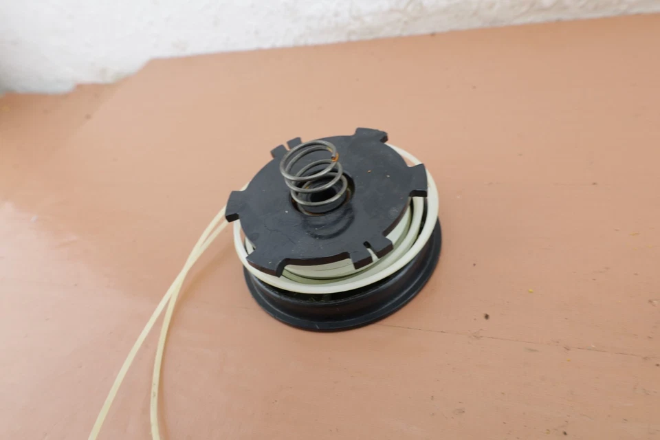 Homelite ST-185 String Trimmer OEM Spool - Image 3 of 4