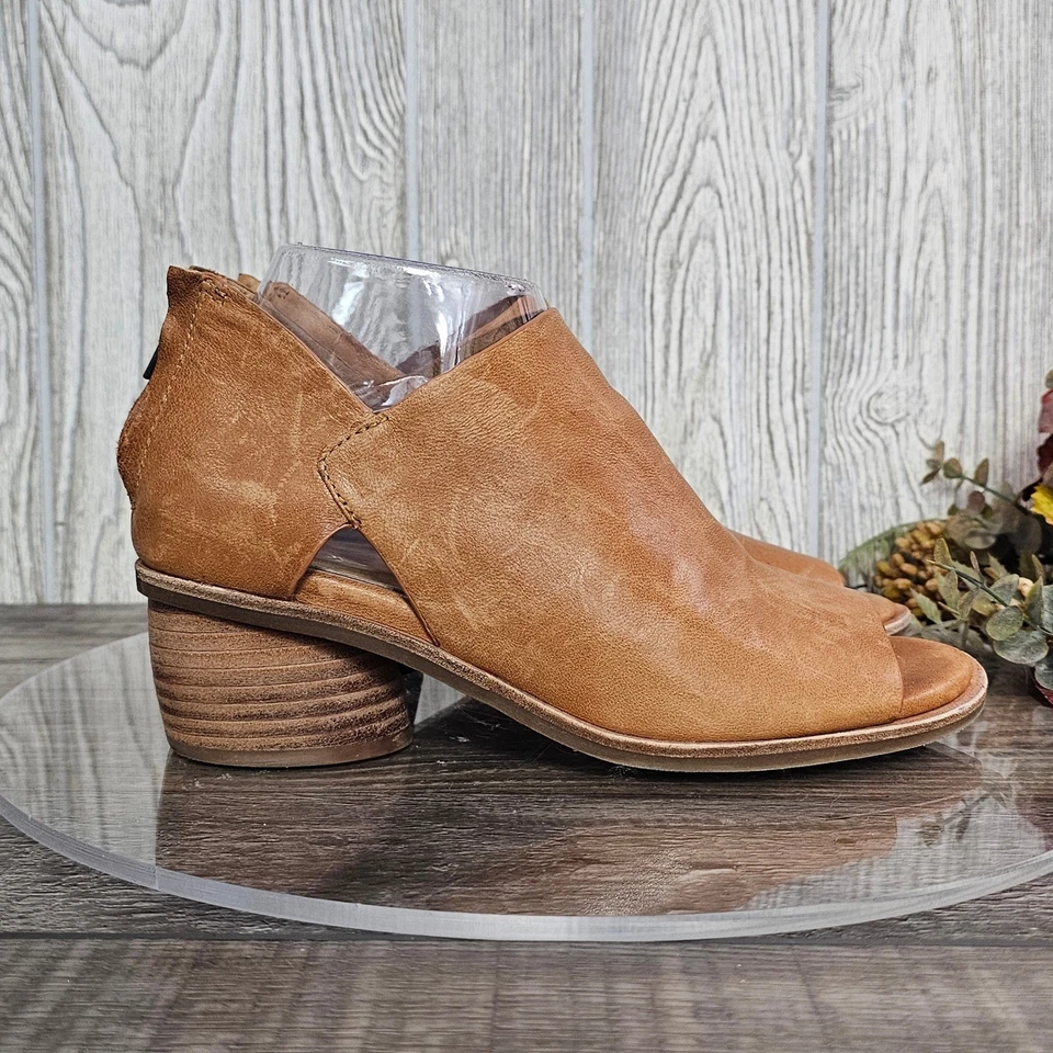 Söfft Carleigh Leather Peep Toe Shootie Sandals Tan Women's 7.5M Block Heel - Image 3 of 4