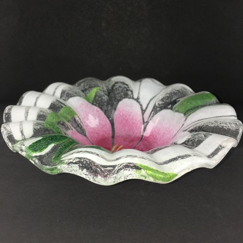 Schmelzglas mehrfarbig Blumenmuster gerüschtes Schmuckstück Geschirr rosa grün weiß Geschirrschale - Bild 4 von 4