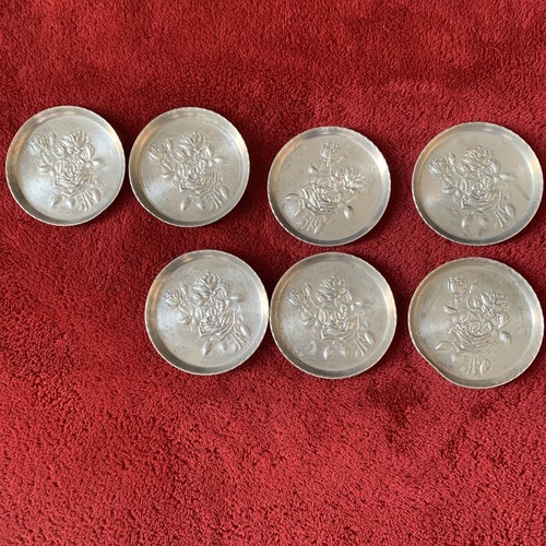 Antique a lot of 7 metal coasters With flowers fast Ship! 3” X 3” - 第 4/6 張圖片