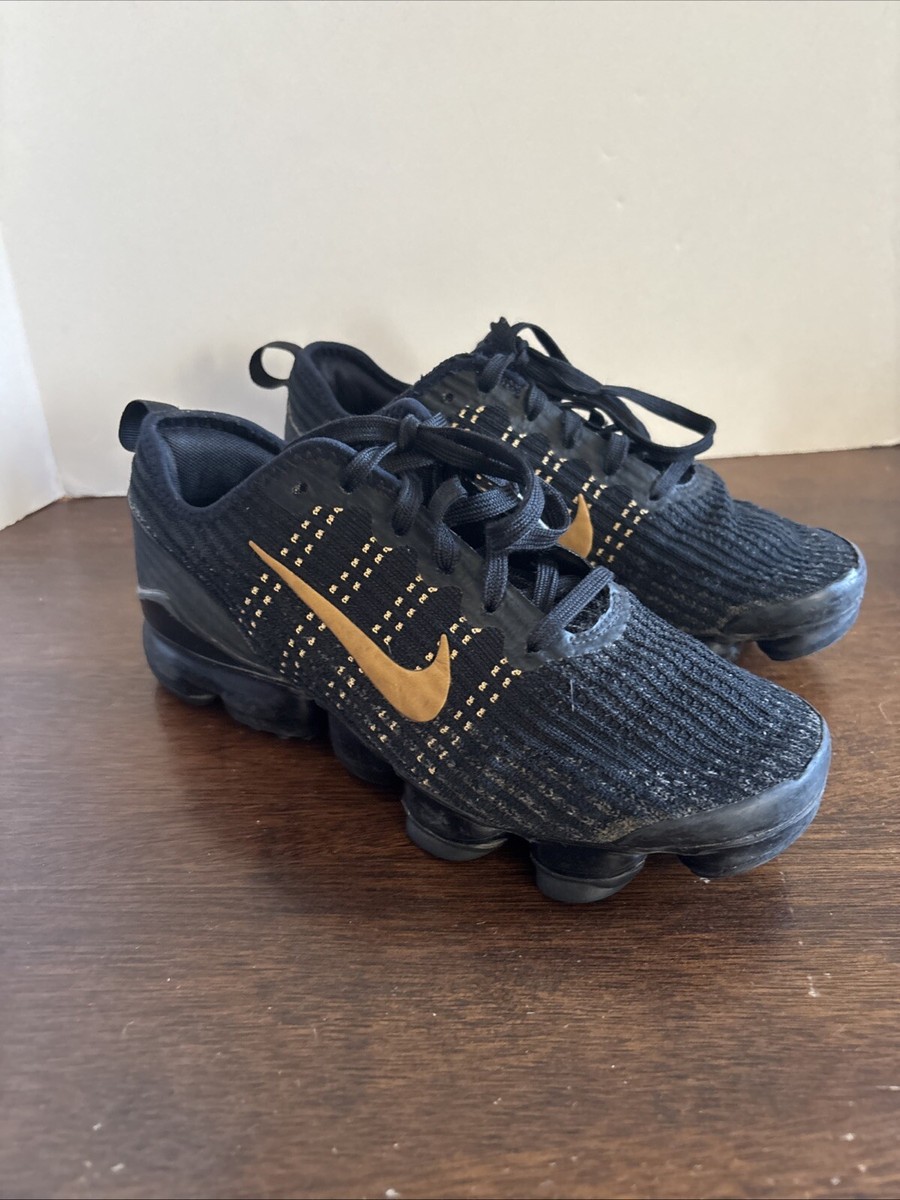 nike air vapormax flyknit 3 black and gold