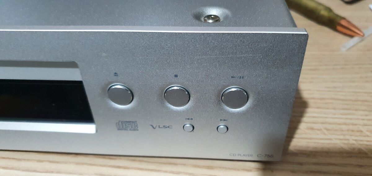 Onkyo cd player C-755. Original Box Remote Manual Leads Etc