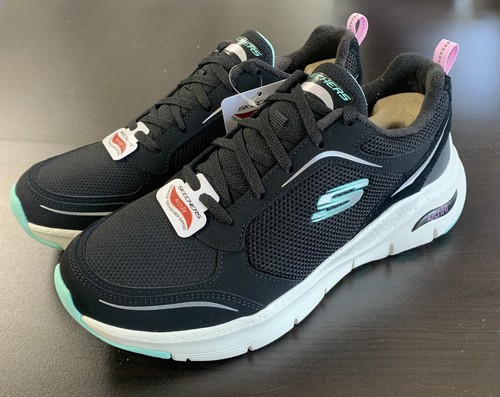 nearest skechers outlet