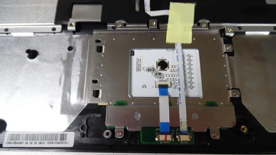 Conjunto de reposamanos 13N0-HBA0501 Asus U50F con panel táctil y teclado 13N0-HBA0501 Foto 4 de 4