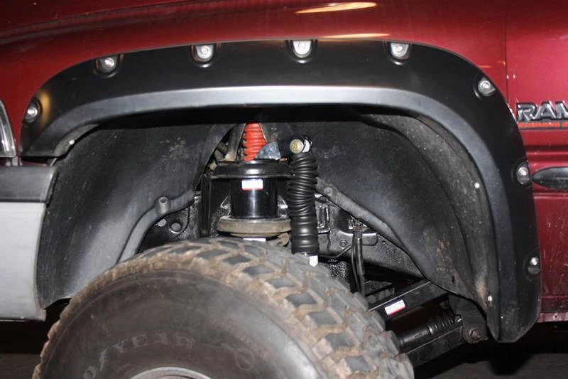 Dual Front Shock Mounting Kit | 2003-2013 Dodge Ram 2500 & 3500 with Lift Kit Foto 4 de 4