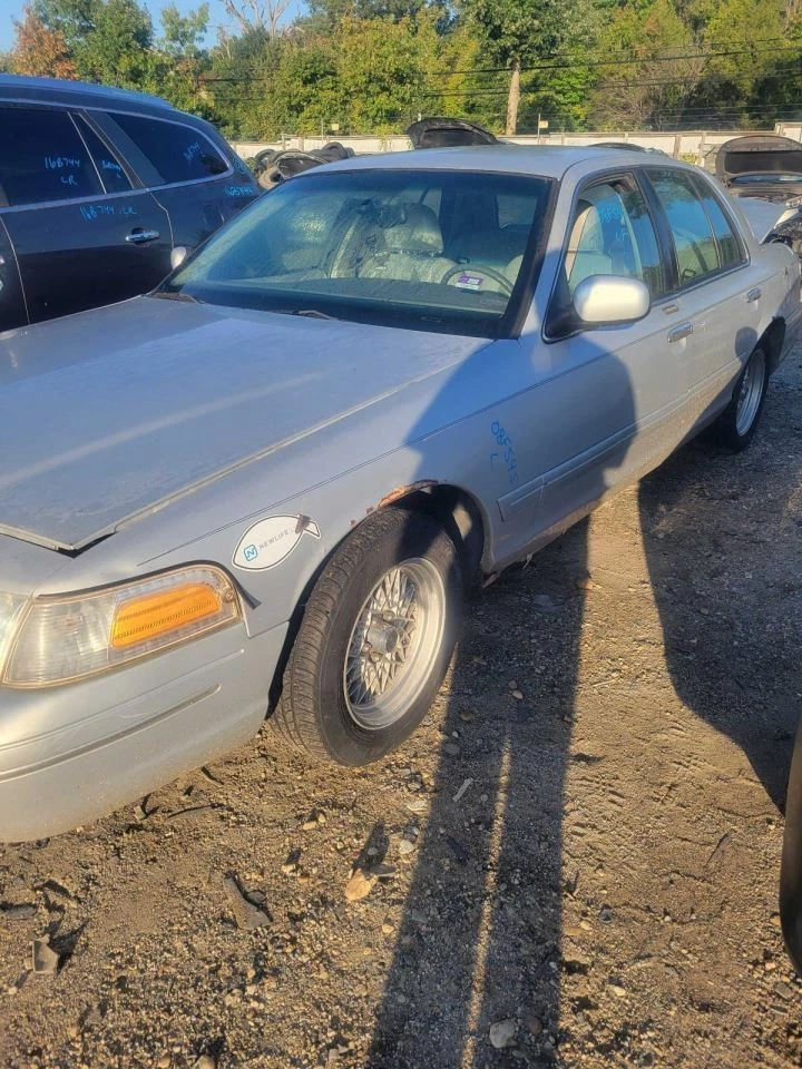 Motor De Arranque Thru 3/13/05 Se Adapta 96-05 Crown Victoria 1628814 Foto 3 de 4