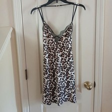 Y2K vintage 90s Victoria's Secret Leopard Print  Lace Slip Size Medium