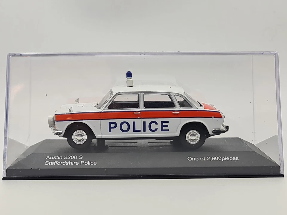 Vanguards Austin 2200S 'Land Crab' Staffordshire Police - VA08904  1:43 Case MIB - Image 3 of 4
