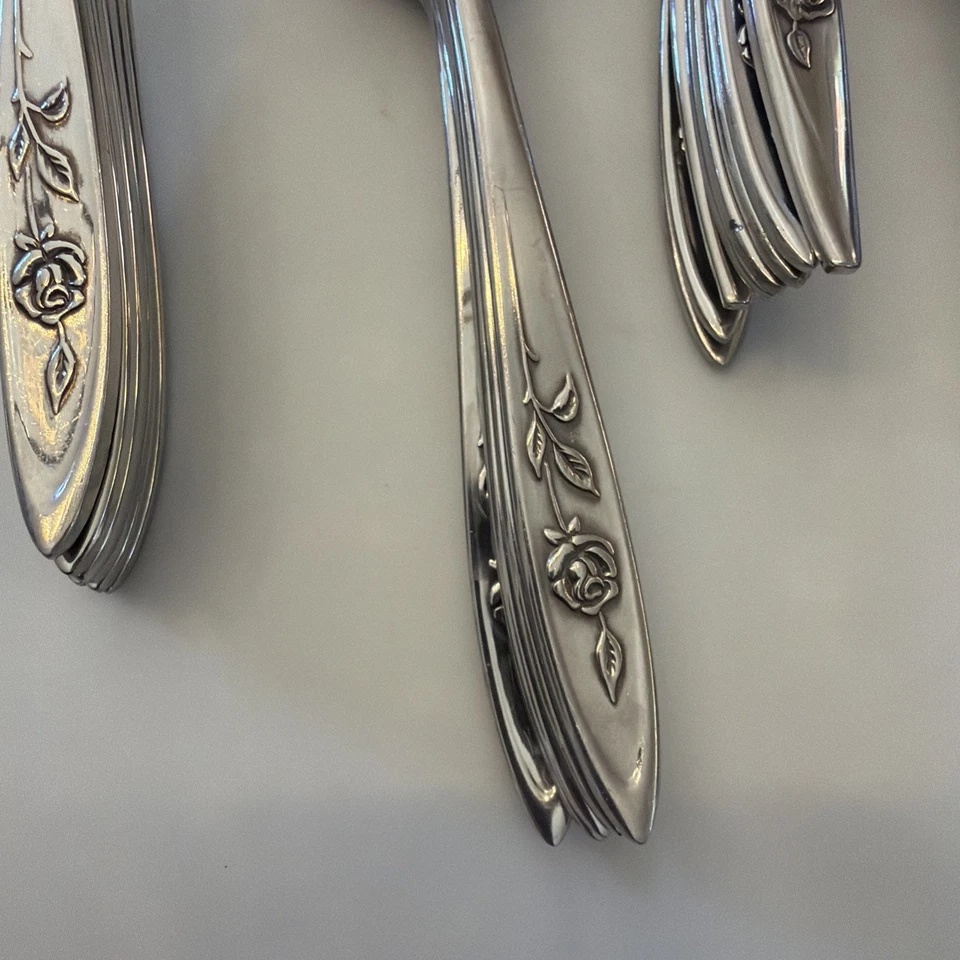 Oneida Community Stainless 61 Piece Flatware Set - My Rose Pattern - Very Nice! - Image 2 of 4
