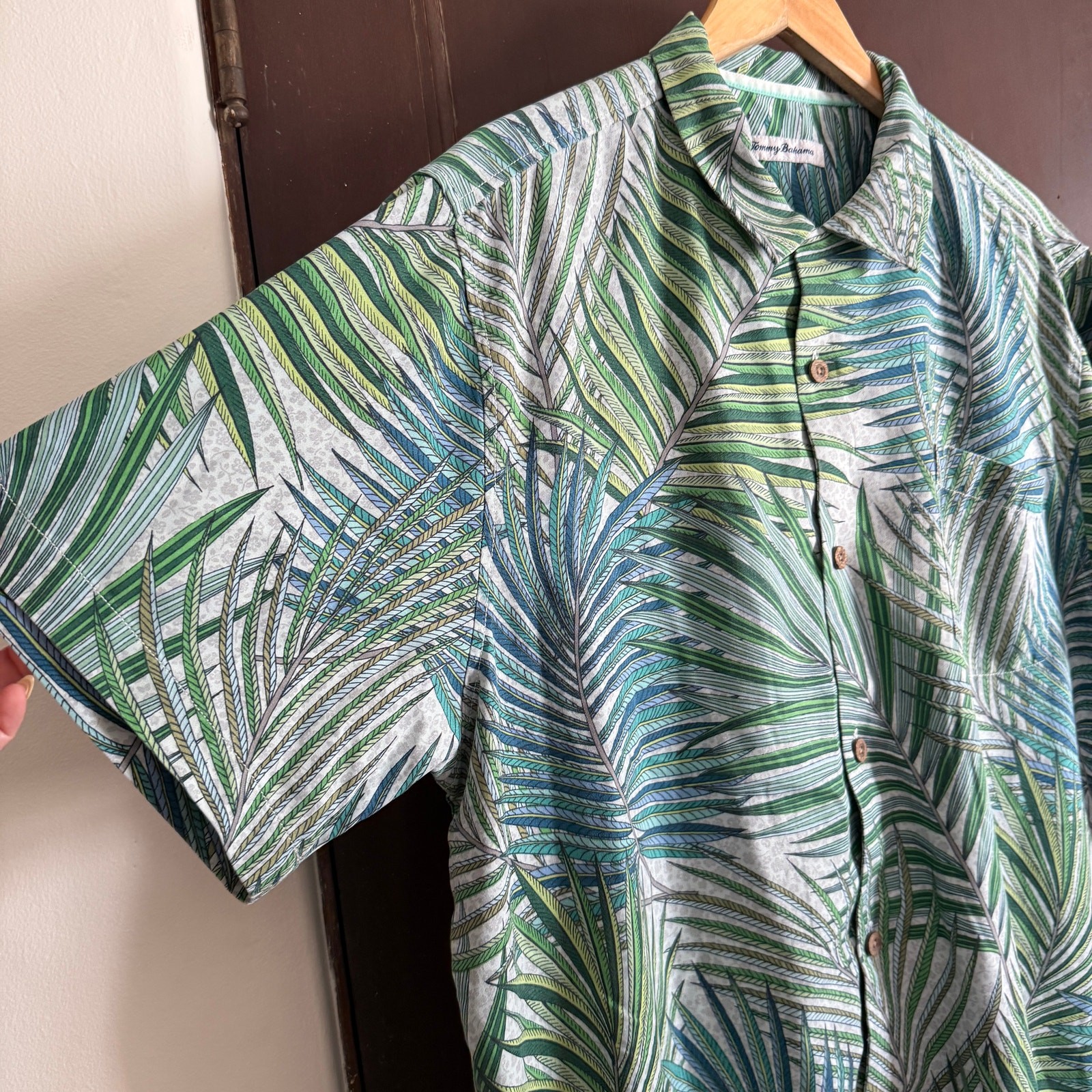 TOMMY BAHAMA | Green and Blue Palm Jungle Print Silk Blend Button down Shirt XL image 3