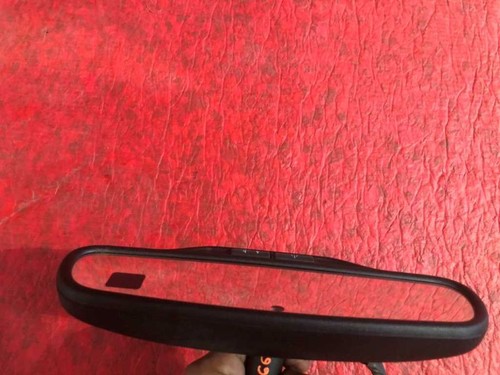 07 Silverado Sierra USED Windshield Rear View Mirror w Auto Dimming & Temperatur - Picture 3 of 6