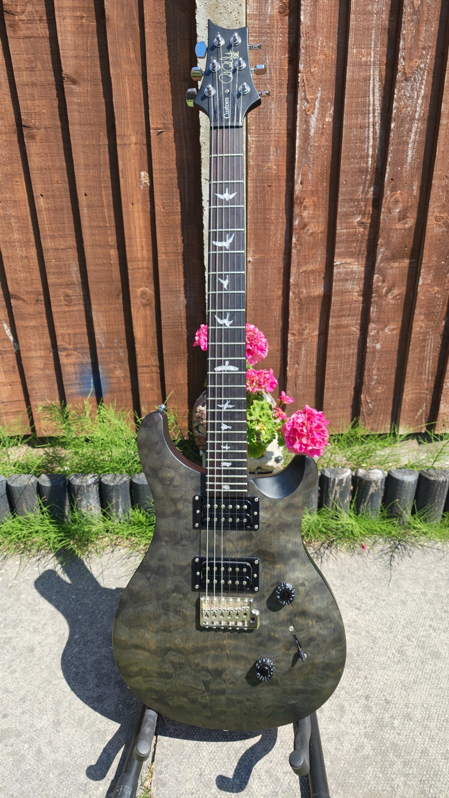 PRS SE Custom 24 Ltd Satin Stealth Quilt Electric Guitar