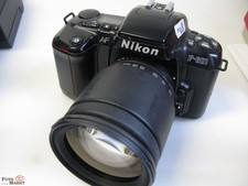 SET: Nikon F-601 SLR Kamera + Zoom - Objektiv AF Tamron 28-200 mm 3,8-5,6 lens