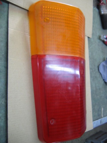 Mercedes Benz Tail / Rear Light Lens Light Trucks - Picture 3 of 3
