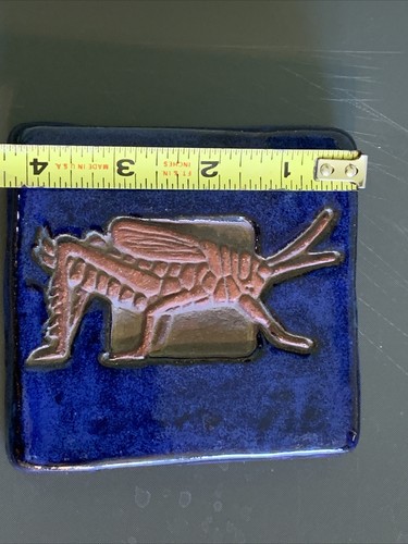 Blue Glazed Wall Hanging Terra Cotta Art Studio Tile Insect Grasshopper Embossed - Picture 5 of 6