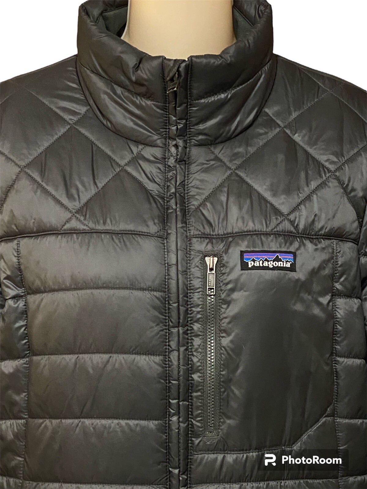 Patagonia Women's Radalie Quilted Parka Midthigh Length Gray Size