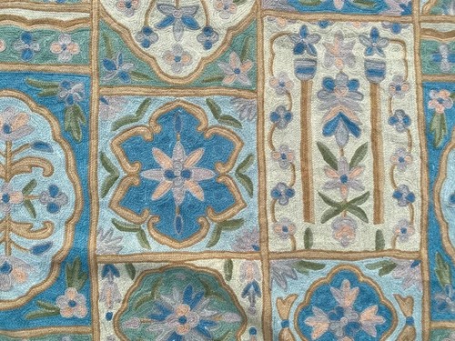 Vintage French Style Aubusson Rug Needlepoint Chain stitch Rug 4x5 ft Free Ship - Picture 4 of 10