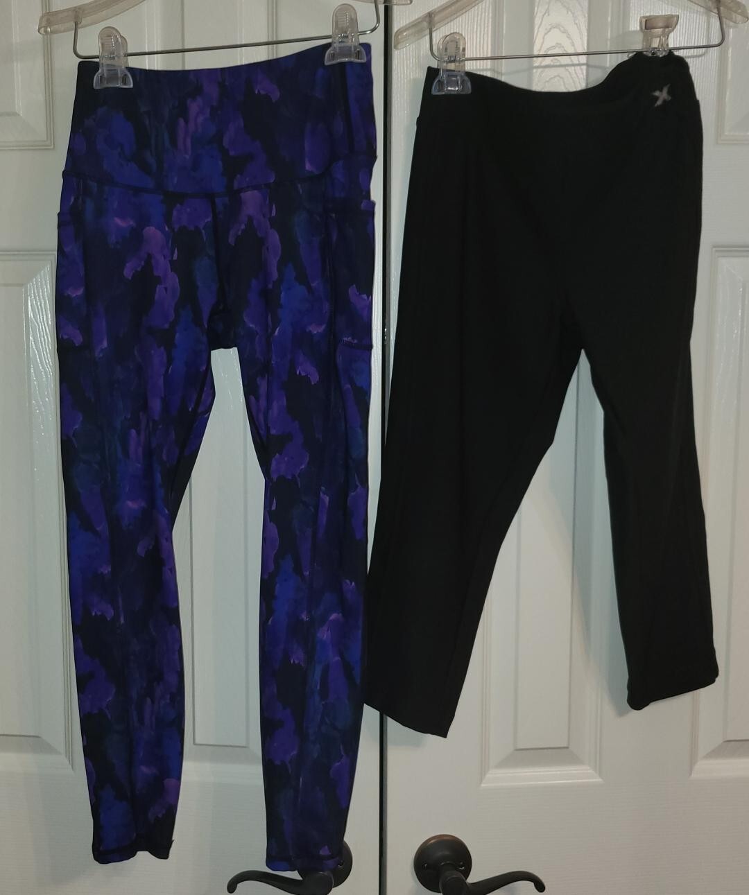 2 Yoga Pants - Small Capri & Mid-Calf Running Leggings for Sport & Fitness-image
