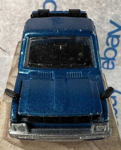 Toyota Pick-up Majorette 1983 4x4 (Hilux) Blue Night Hawk Francia capó abre aguamarina - Imagen 5 de 13