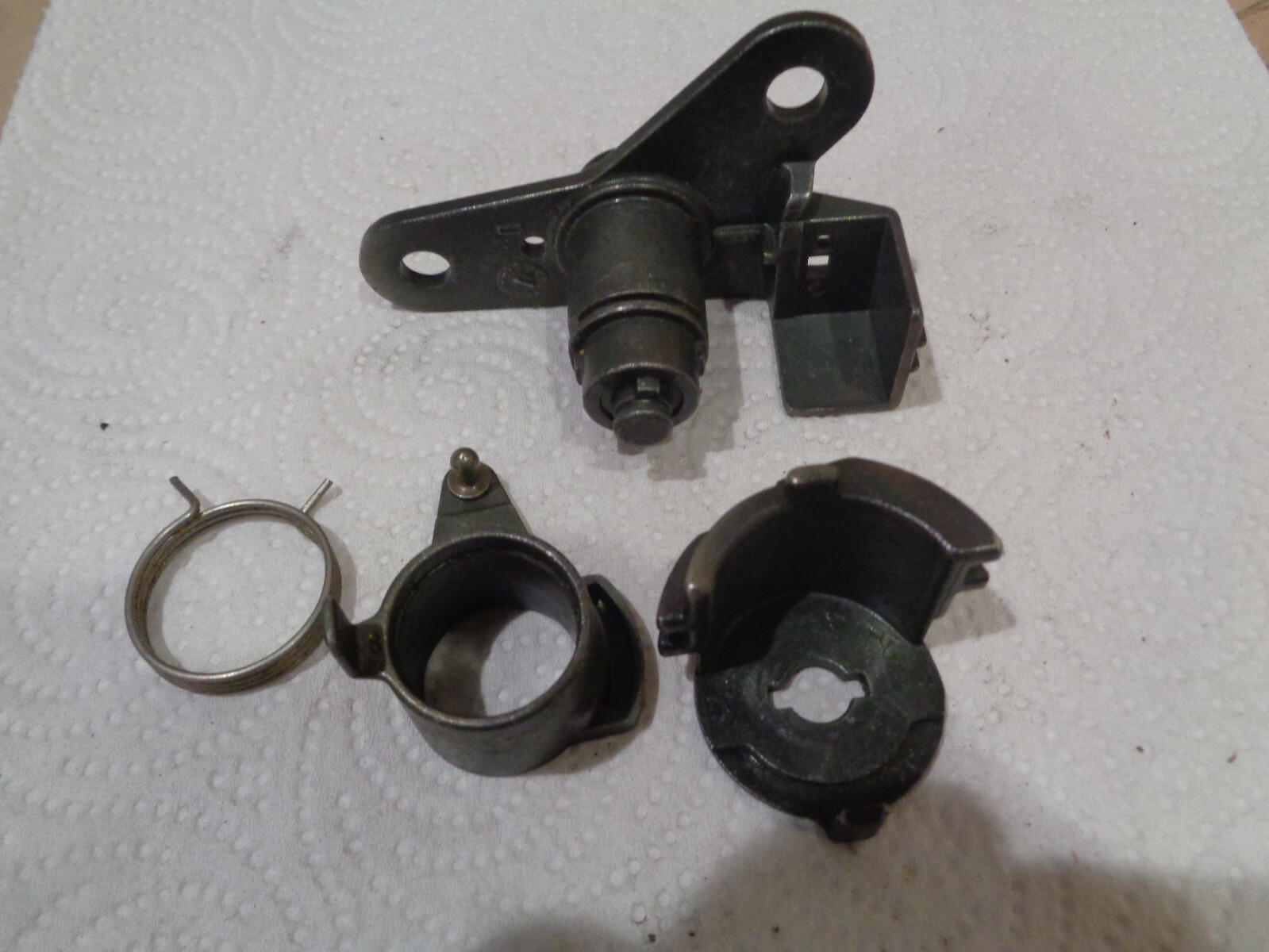 Ferrari 360,430 RH Door Lock Block - No Key USED P/N 65839400