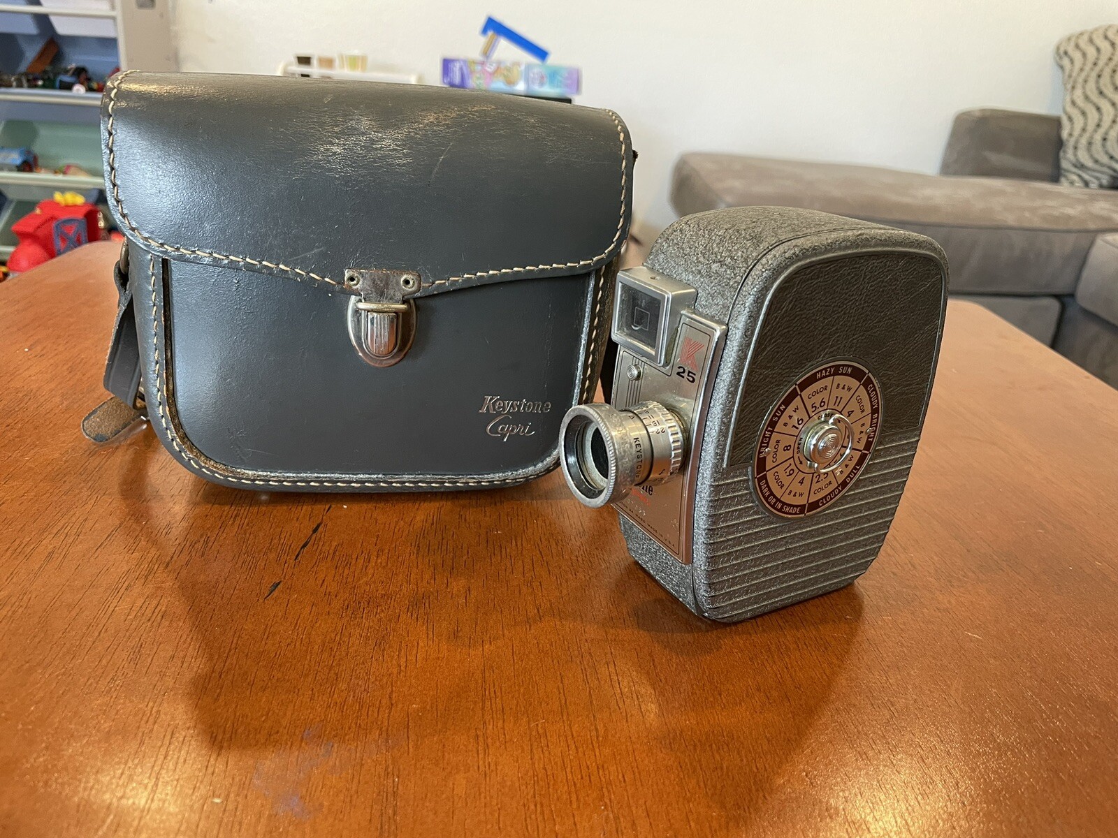 Picture 2 of 8