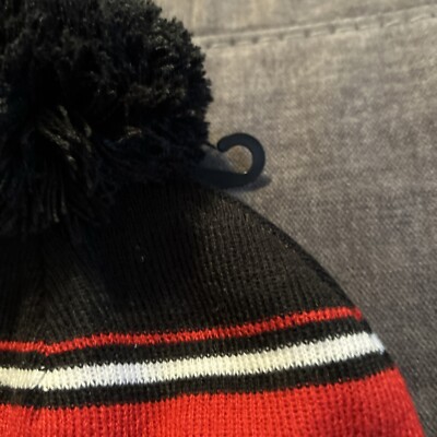 Hollister knit Pom Pom Beanie Hat Black Red White Embroidered H Logo One  Size