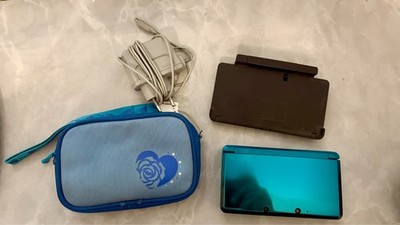 Nintendo 3DS in Aqua Blue samt ''Zubehörpaket'' + Spiele