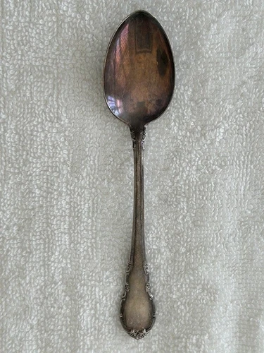 Lunt Modern Victorian Sterling Silver Spoon 5 3/4"