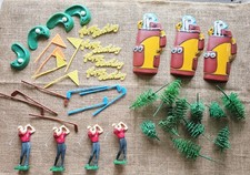 Vintage 40pc Golf Golfing Cake Cupcake Toppers Clubs, Golfers, Trees, Flags