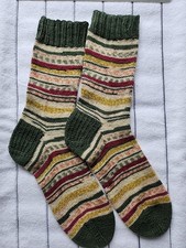 Hand Knitted Wool Socks Size 7-11  87