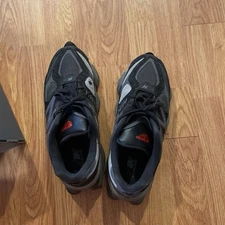 New Balance 9060s Men 9.5