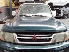 Capot Mitsubishi MONTERO